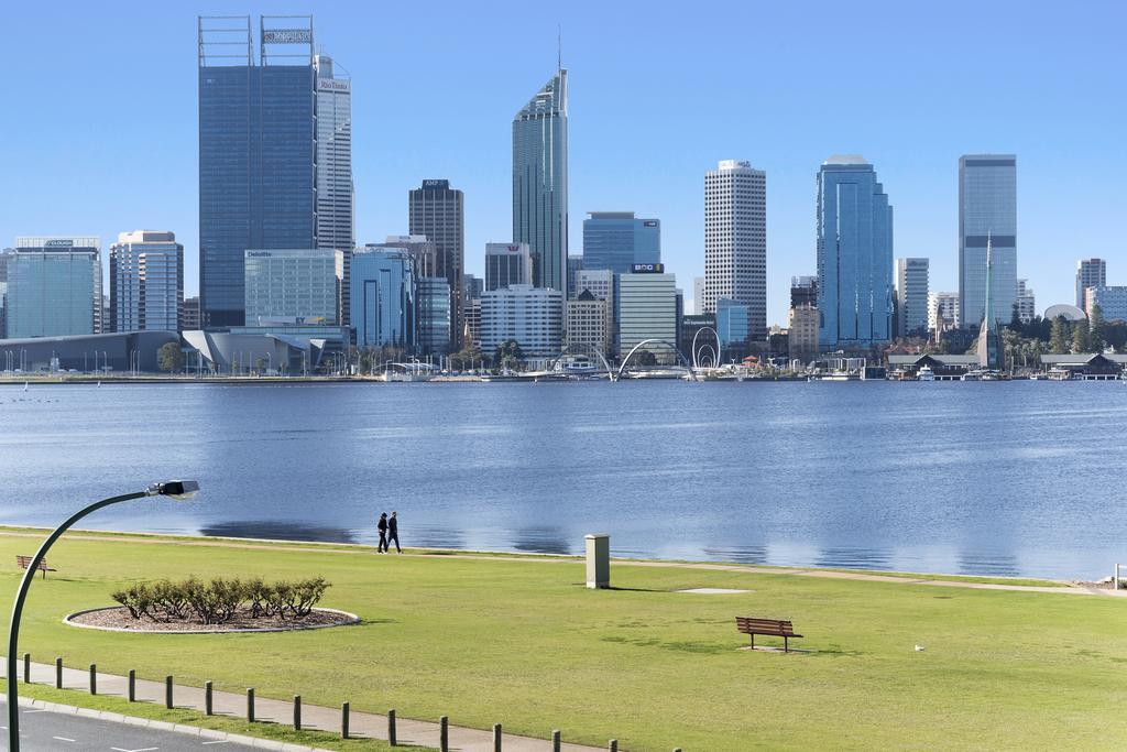 The Peninsula Riverside Serviced Apartments Перт Экстерьер фото